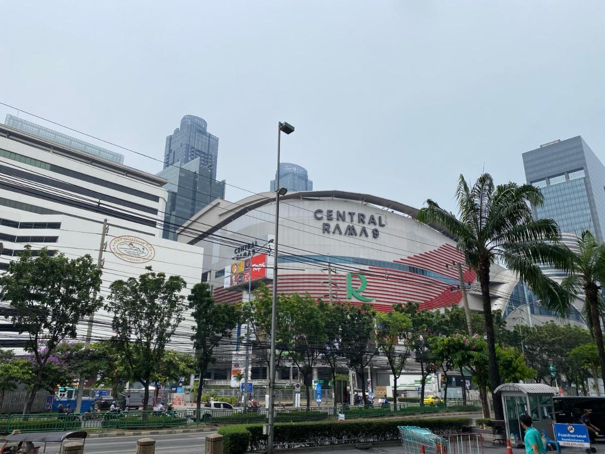 Sura Hostel Bangkok Near Mrt Phra Ram 9 Kültér fotó