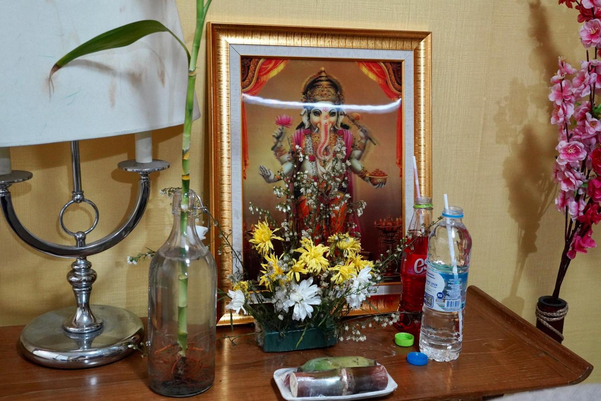 Sura Hostel Bangkok Near Mrt Phra Ram 9 Kültér fotó